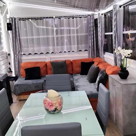 Village L Oasis Campingplatz *